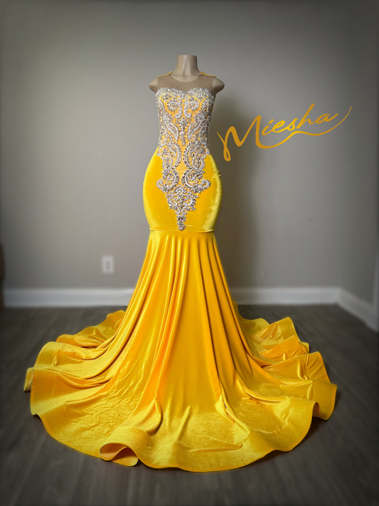Tatti Gown
